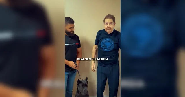 Imagem ilustrativa da notícia Faustão aparece em pé ao lado dos pets em vídeo raro nas redes
