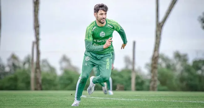 Imagem ilustrativa da imagem Gabriel Taliari estreia pelo Remo contra o Flamengo?