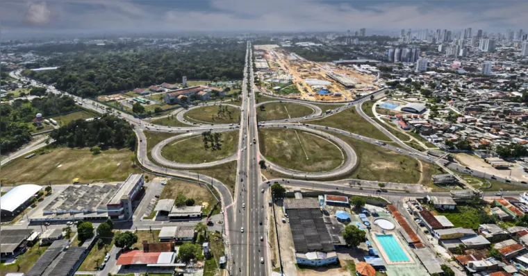 Imagem ilustrativa da notícia Acidente provoca longo congestionamento na avenida Júlio César, em Belém