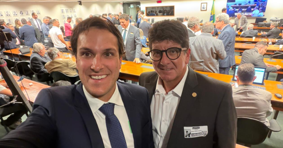 Participam da audiência o presidente da Assembléia Paraense, Oscar Pessoa, e o diretor jurídico Lucca Mendes