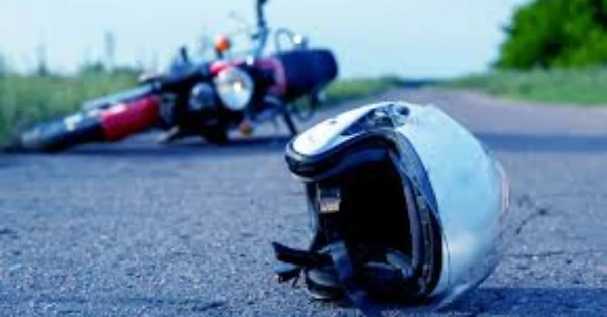 Motociclista voltava do trabalho; ainda não foi identificada