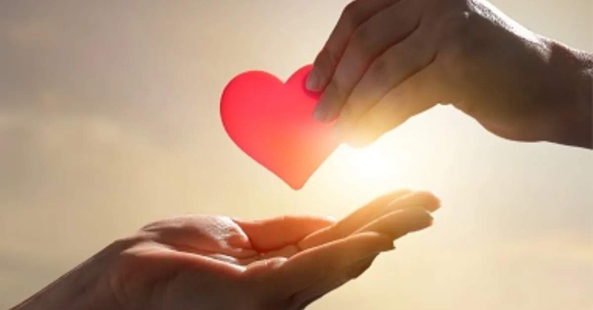 Movimentação da Lua entre Sagitário e Capricórnio marca período de mudanças emocionais e possíveis novos romances para três signos, segundo previsões astrológicas.