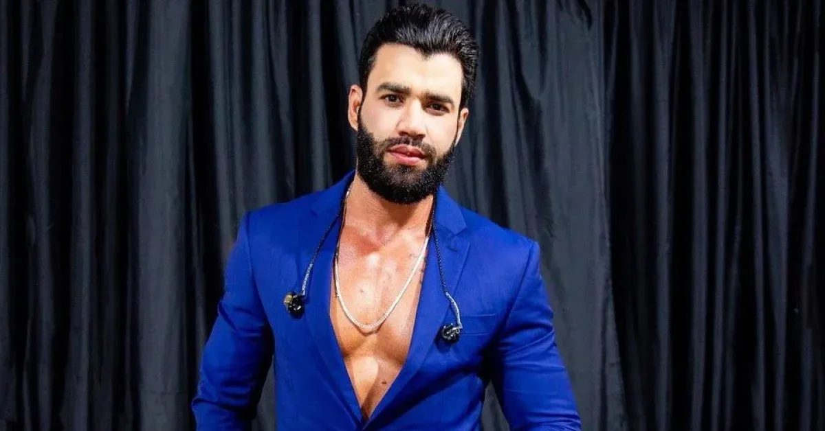 Gusttavo Lima afirmou que sua equipe só conseguiu deixar o local do evento no dia seguinte ao cancelamento do show em Surubim (PE).
