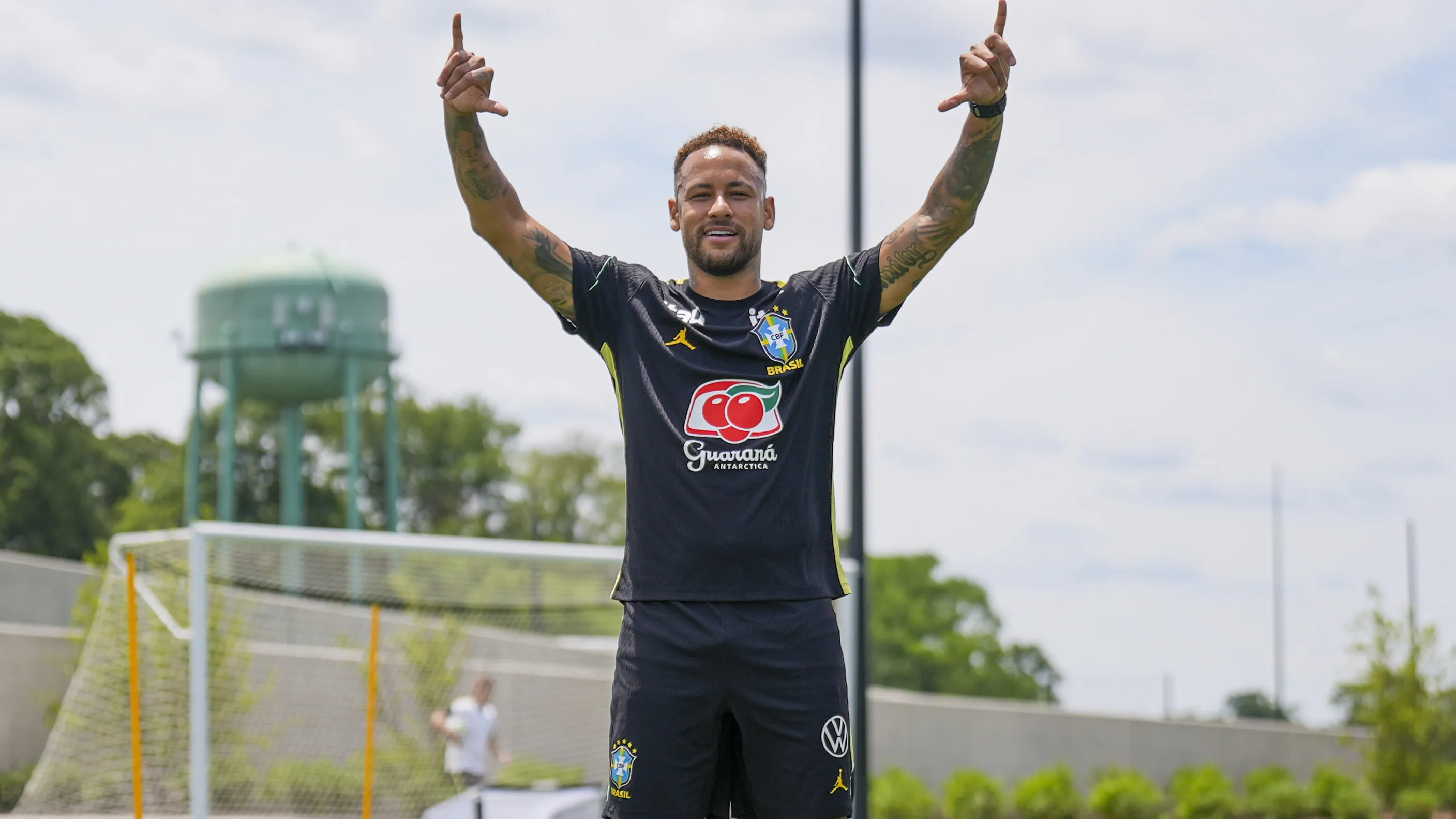 A análise do A Bola destaca Neymar, Raphinha e Gabriel Magalhães entre as decepções da Copa do Mundo de 2026, cuja atuação ficou aquém das expectativas.
