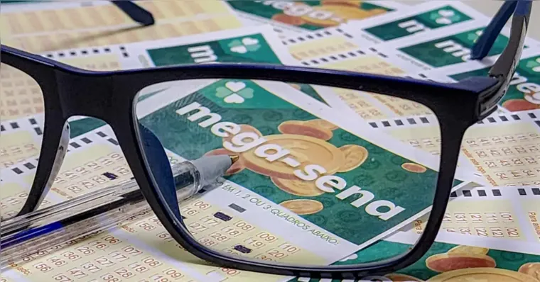 Mega-Sena 30 Anos terá prêmio estimado em R$ 200 milhões e sorteio especial no dia 24 de maio.