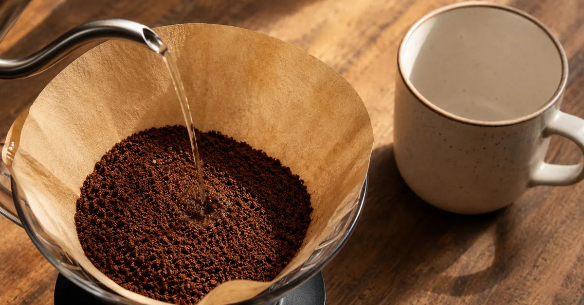 O método do café coado ganhou destaque com a invenção do filtro de papel