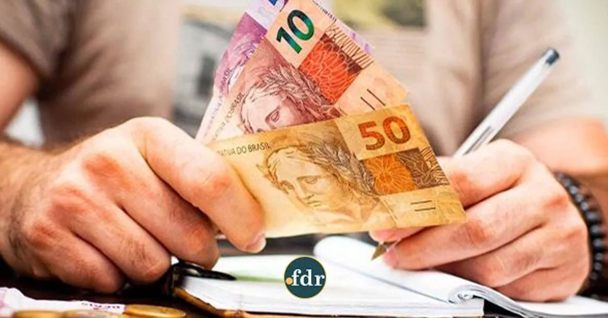 Governo amplia prazo do consignado de servidores para 120 meses (Imagem: Montagem / FDR)