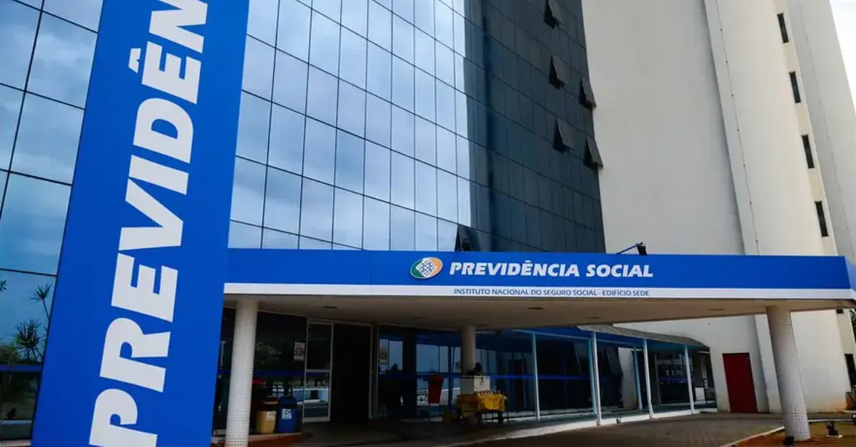 O INSS começa a pagar a segunda parcela do 13º salário na semana que vem; depósitos seguem calendário conforme o número final do benefício.