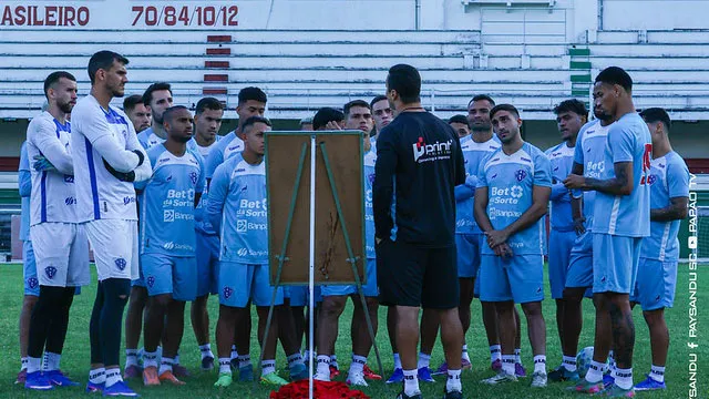 Paysandu busca uma classificação histórica contra o Vasco na Copa do Brasil.