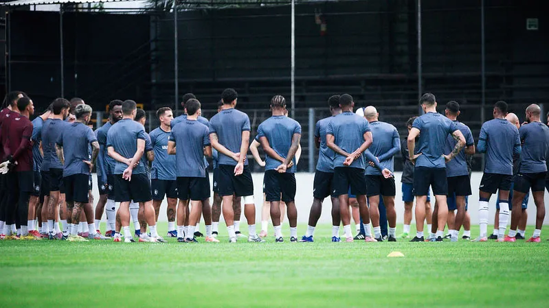 O Remo enfrenta o São Paulo em busca de recuperação no Brasileirão.