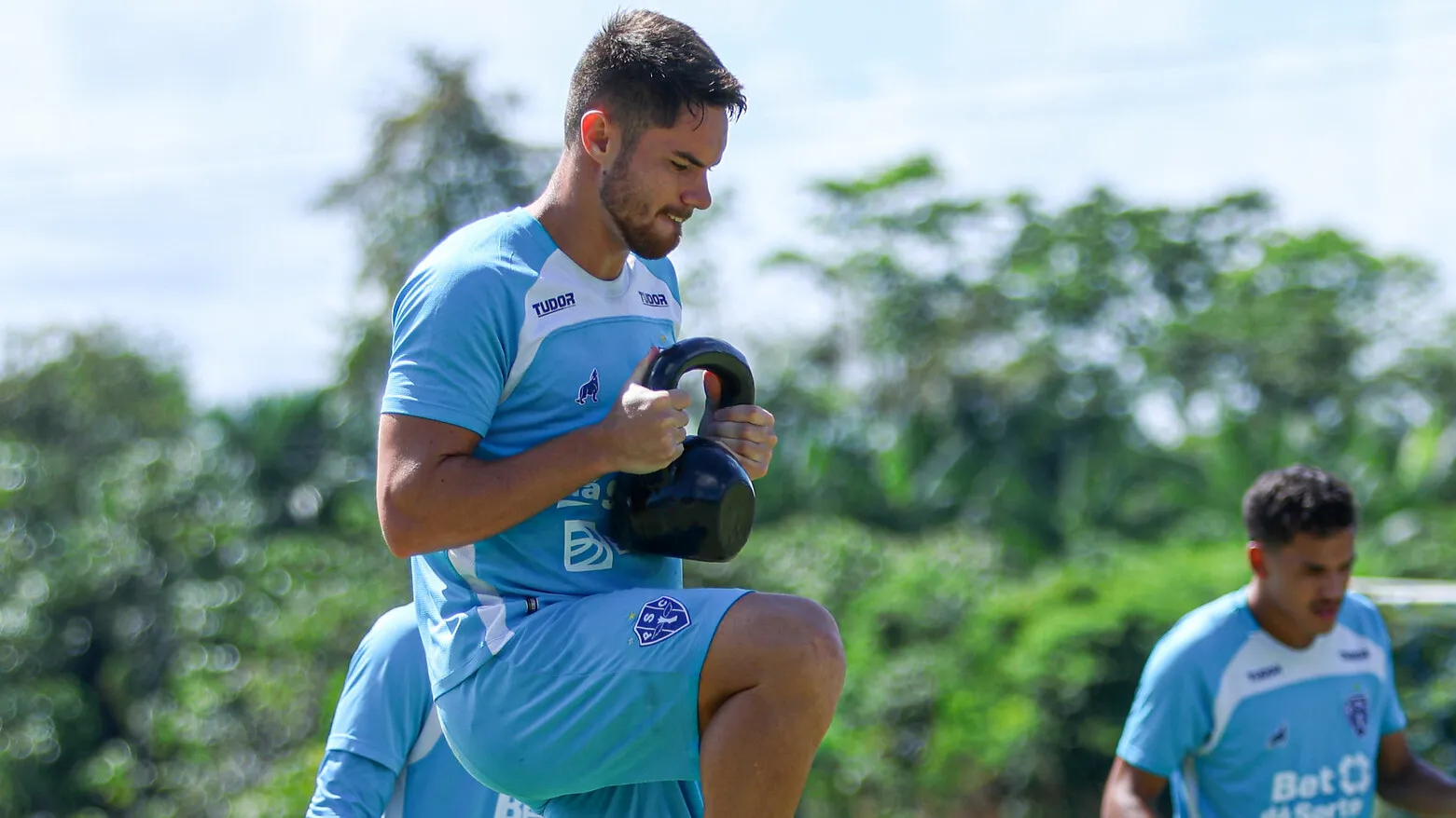 Caio Mello, do Paysandu, fala sobre a importância da reação da equipe na Série C após desempenho instável.