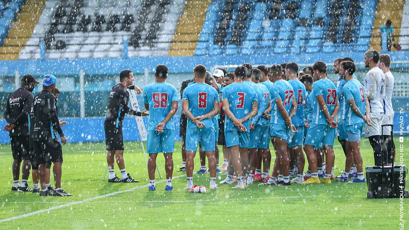 Paysandu fará seu último compromisso antes da paralisação neste domingo (12), às 16h, quando recebe o Guarani-SP, no Estádio da Curuzu.