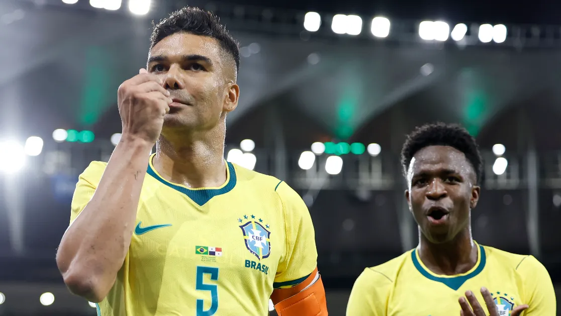 Contra o Japão, Casemiro comemorou da mesma forma que no amistoso (na foto) contra o Panamá, em 2 de junho, no Maracanã.