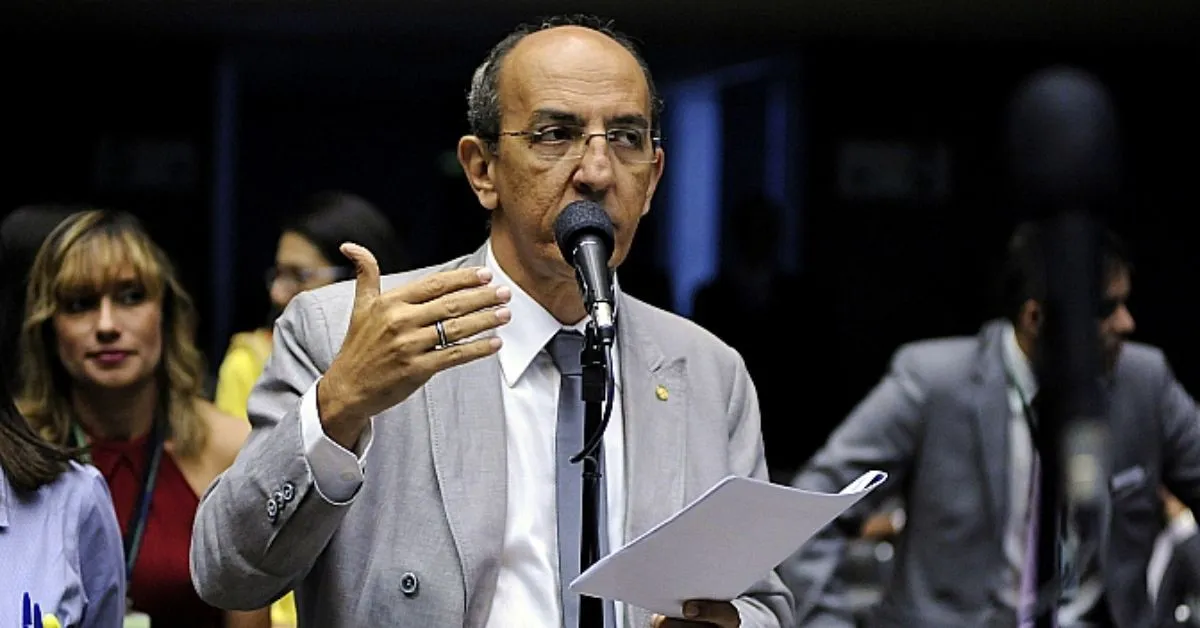 O TRE/PA determinou que o ex-presidente do Diretório Estadual do Cidadania, Arnaldo Jordy, entregue as contas e patrimônio digital do partido.