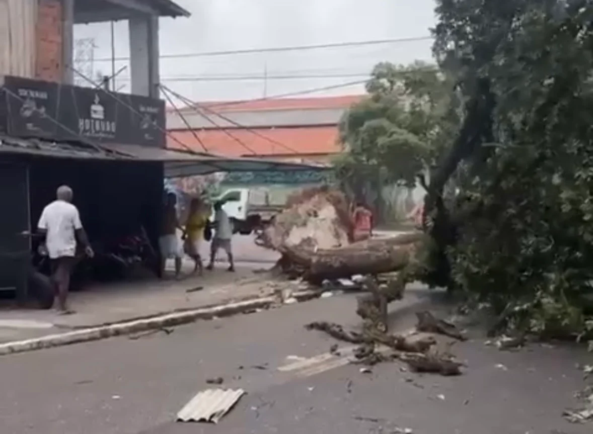 O incidente ocorreu na tarde deste domingo (5).
