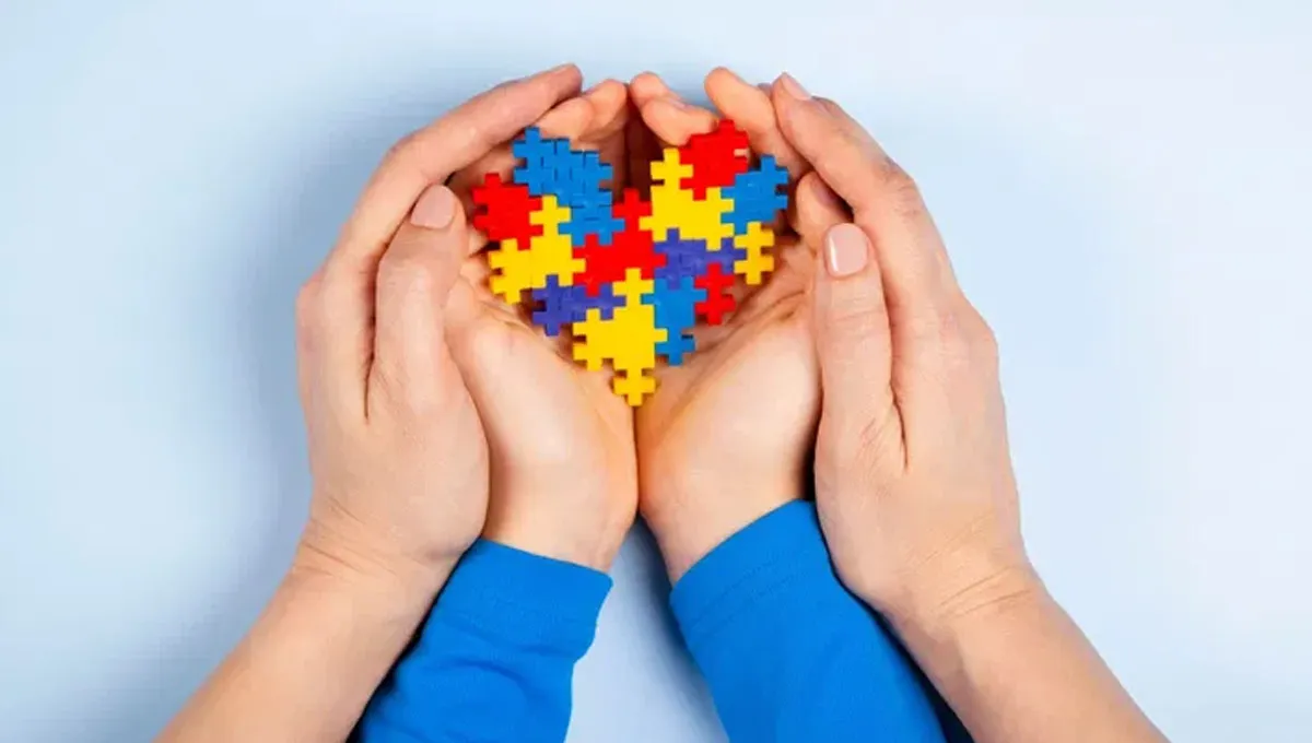 De acordo com o processo, o filho da trabalhadora apresenta atraso no desenvolvimento, dificuldades socioemocionais e necessita de acompanhamento terapêutico multidisciplinar.