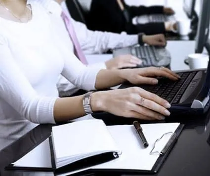 Veja como se inscrever gratuitamente no curso de Auxiliar Administrativo.