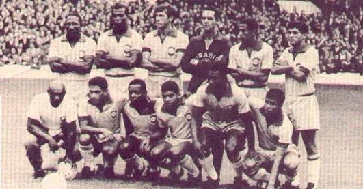 A campanha começou com vitória sobre a Bulgária por 2 a 0, em Liverpool. Pelé e Garrincha balançaram as redes e ajudaram a construir um resultado que animou os torcedores brasileiros.