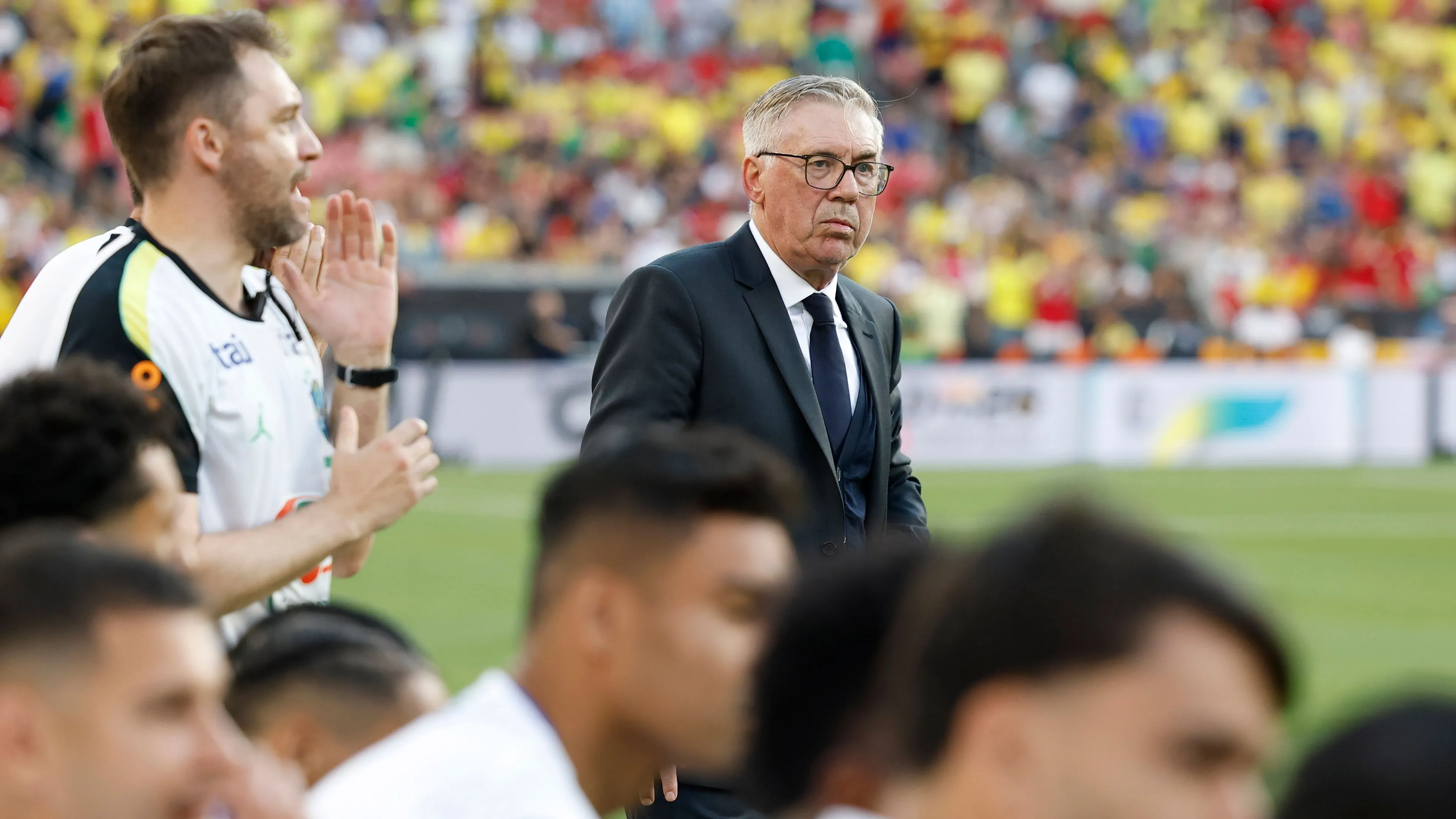 Ancelotti terá mais uma "dor de cabeça" para montar o time para enfrentar a Escócia.