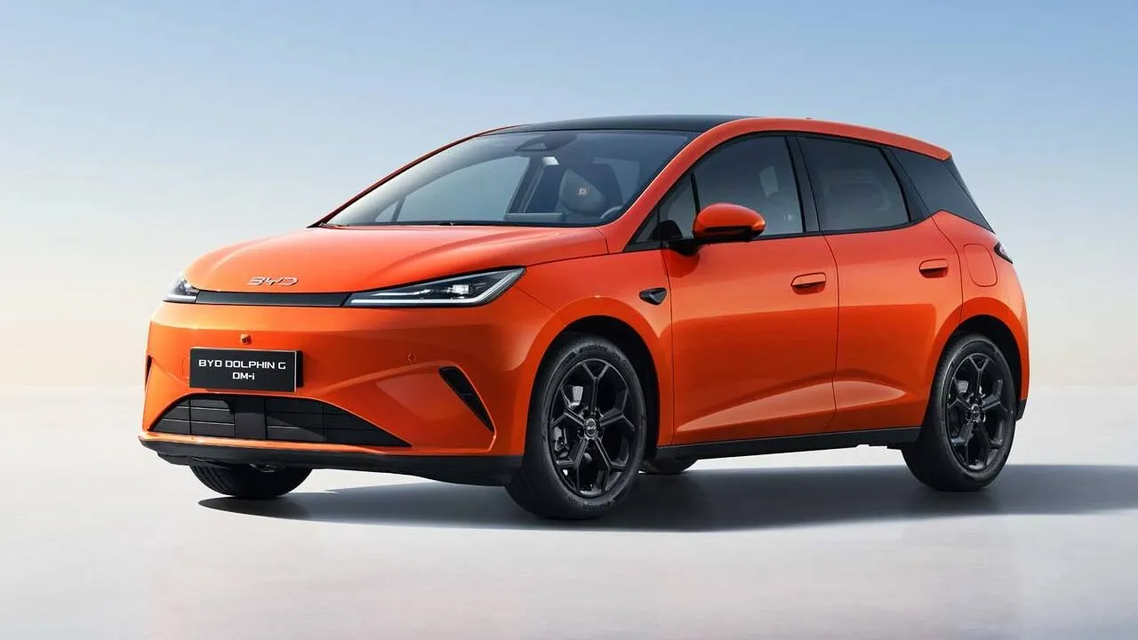 Descubra tudo sobre o BYD Dolphin G híbrido flex, que chega ao Brasil em 2027. Veja detalhes e equipamentos do novo modelo.