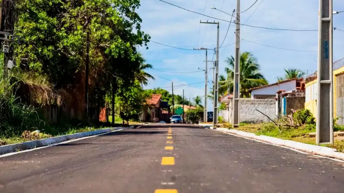 A governadora Hana anunciou, neste sábado (9), um investimento superior a R$ 8 milhões para obras de pavimentação asfáltica em Tucuruí.
