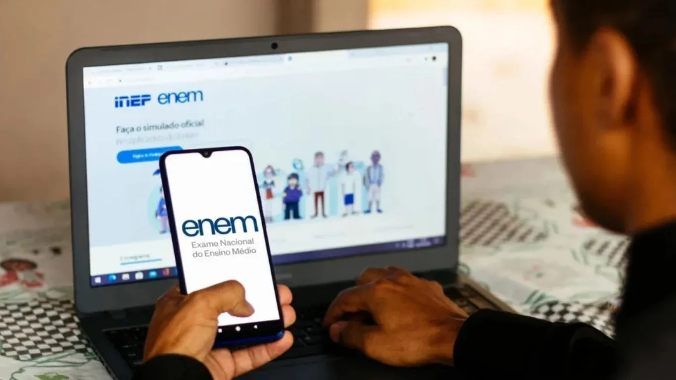 Criminosos utilizam sites clonados e boletos falsos para enganar candidatos; transações devem ser feitas apenas pelos canais oficiais.