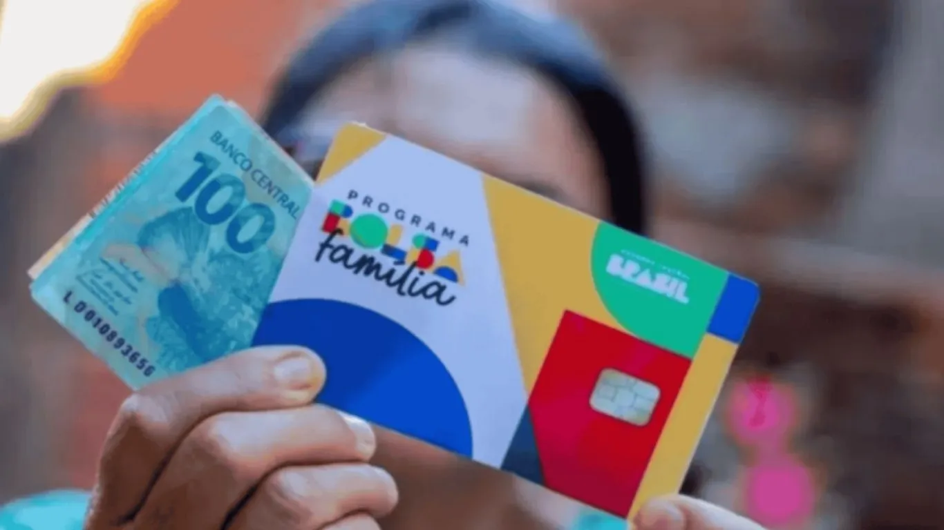 Benefício mínimo de R$ 600 começa a ser depositado para quem tem NIS final 1; repasses seguem cronograma até o fim do mês.