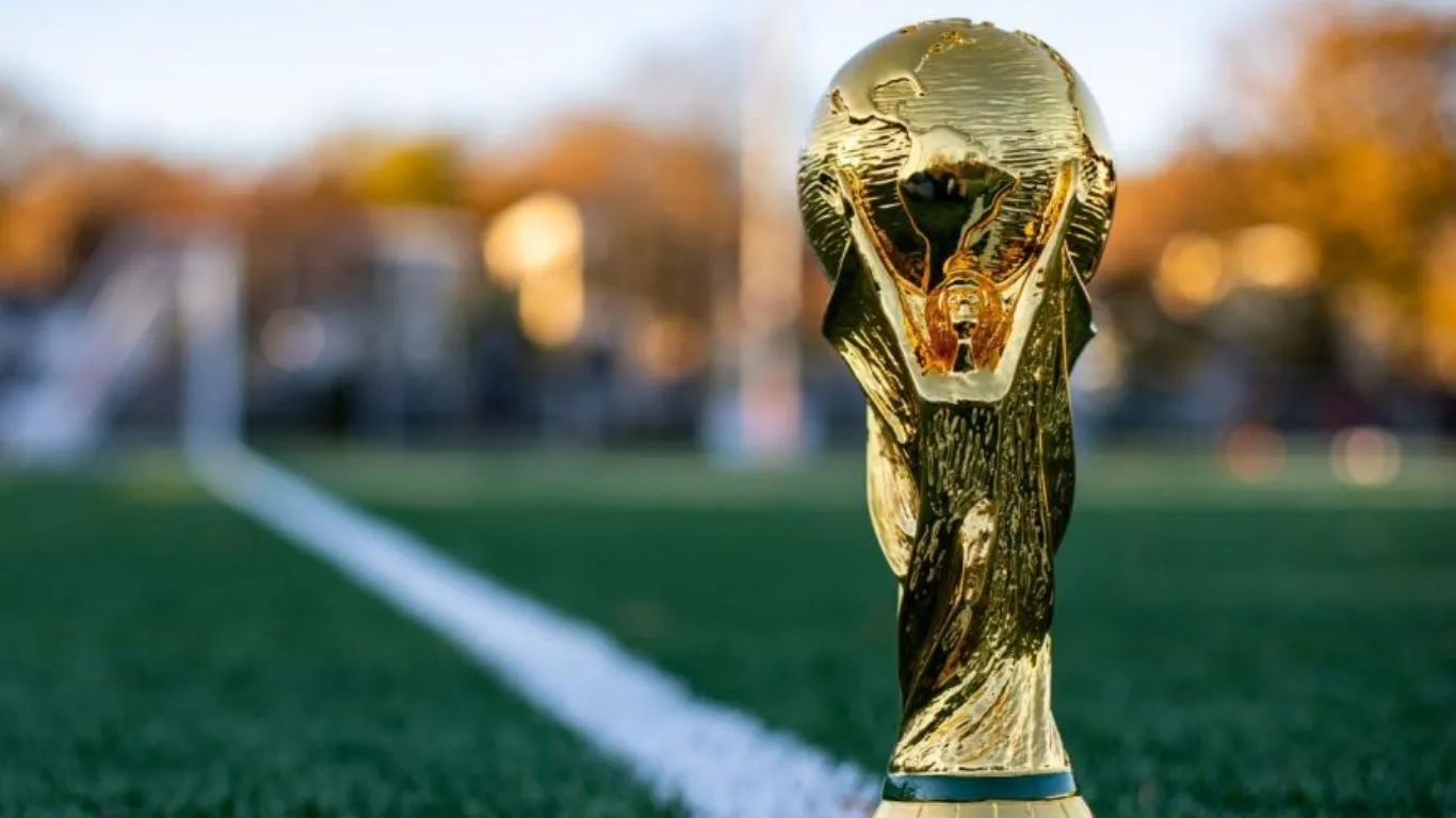 De jejum matemático a grupos espelhados, torcedores e imprensa se apegam a cinco coincidências históricas para acreditar no título da Seleção Brasileira.