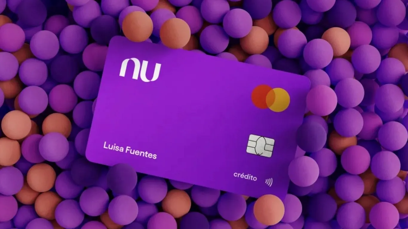 Investimentos integrados e programas de engajamento ajudam clientes a obter mais crédito no cartão.