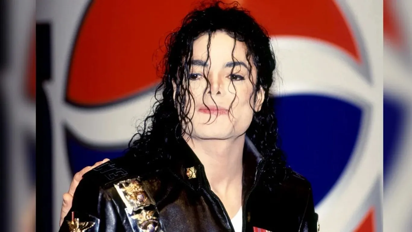 Um acidente marcante na carreira de Michael Jackson voltou a ganhar evidência devido à produção da cinebiografia Michael.