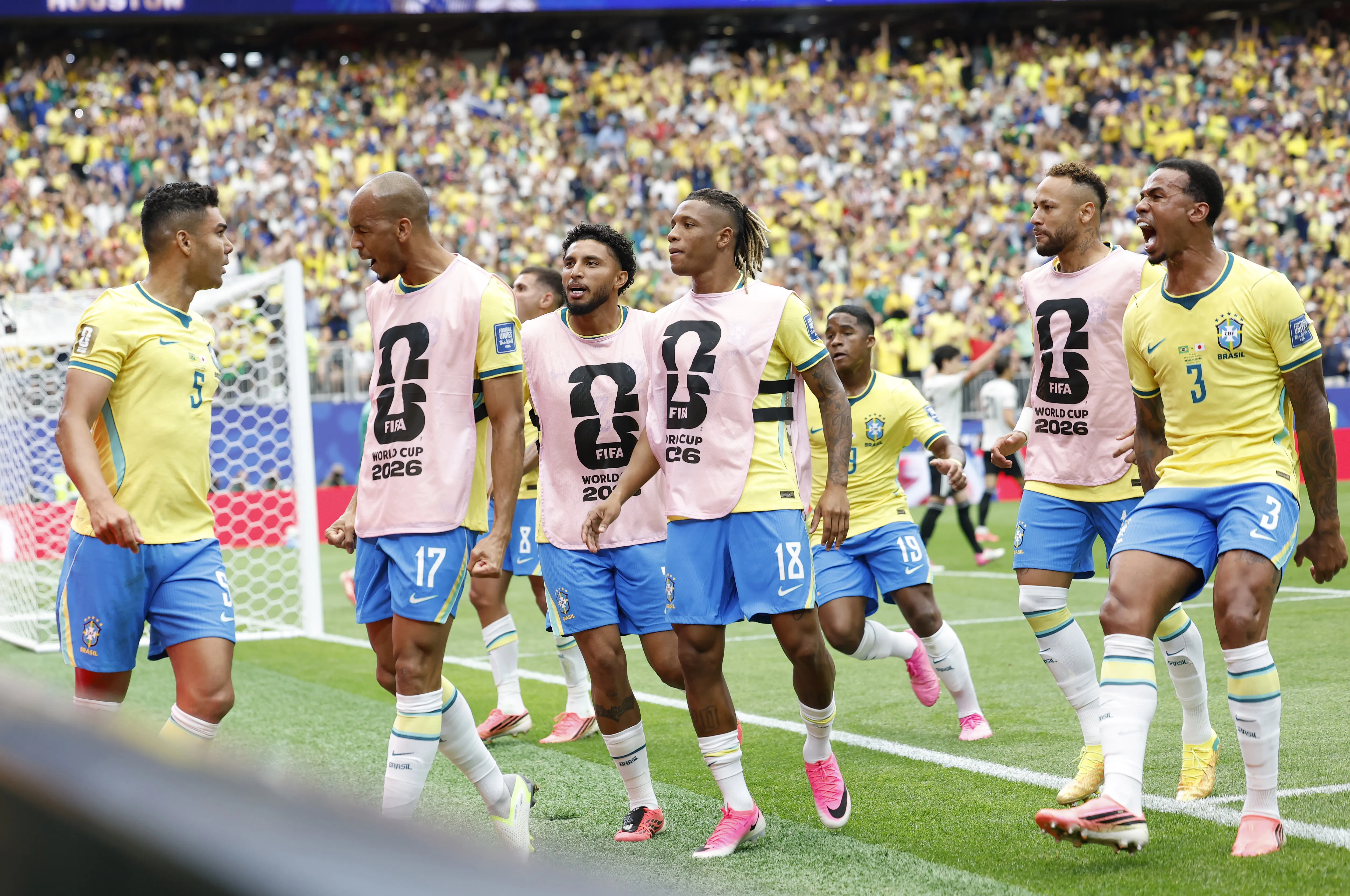 Em um jogo emocionante, Brasil vence Japão por 2 a 1 e classifica para as oitavas da Copa.