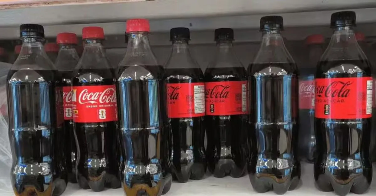 Caso sejam encontradas embalagens danificadas nos rótulos, a empresa pede que estabelecimentos acionem os times comerciais responsáveis pelo seu atendimento para adoção de procedimentos cabíveis, incluindo a substituição dos produtos afetados.