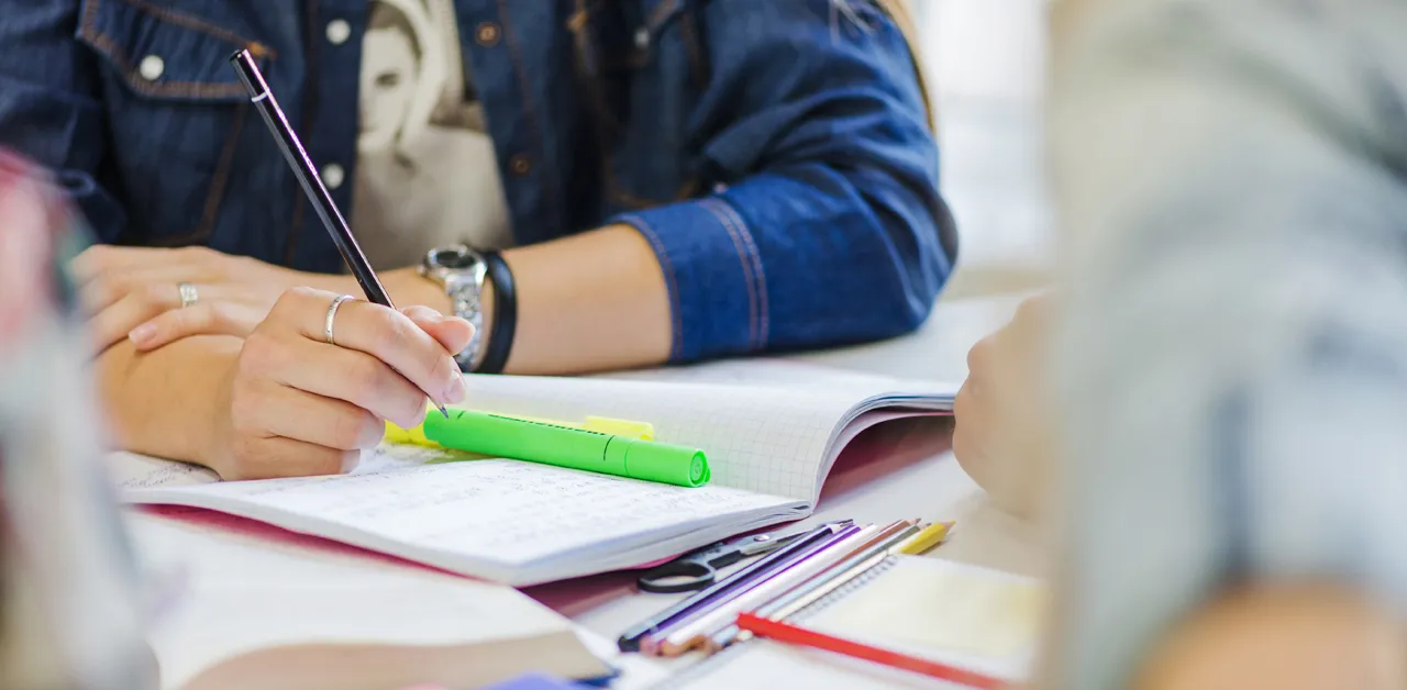 Universidade Federal da Bahia (Ufba) publicou um novo edital de concurso público para contratação de professores. Veja como se inscrever!