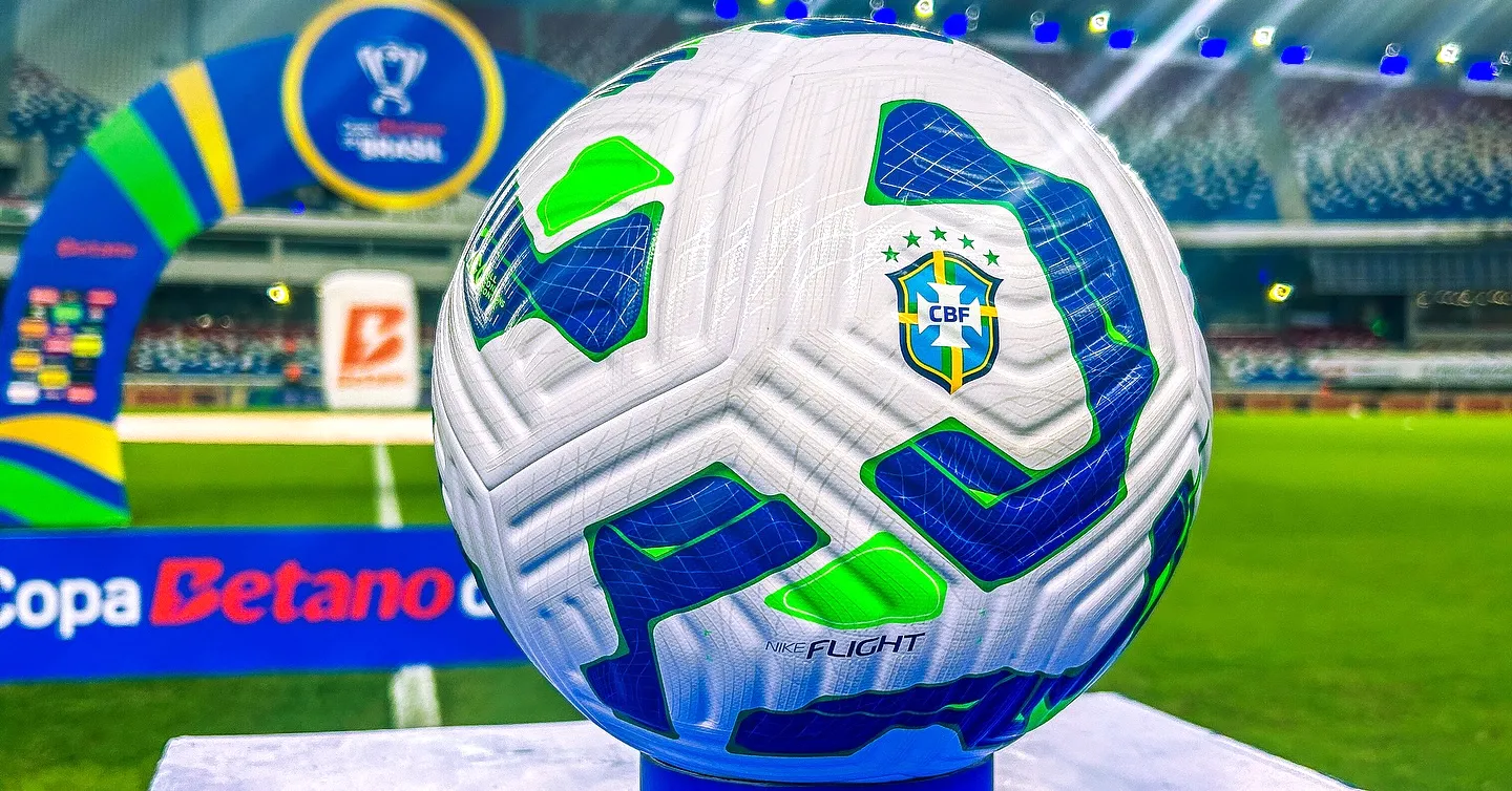 Quem avança?