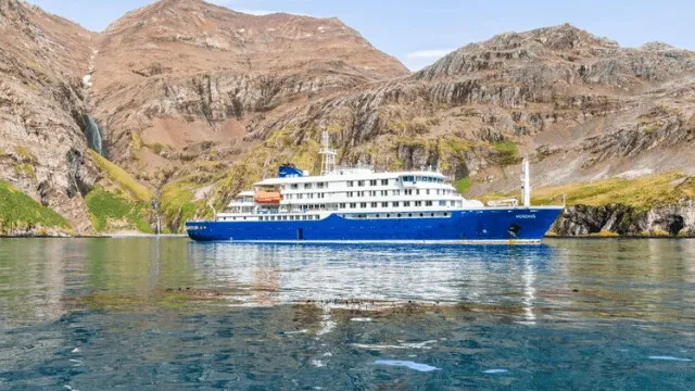 Um surto de hantavírus registrado a bordo de um navio de cruzeiro mobilizou governos europeus