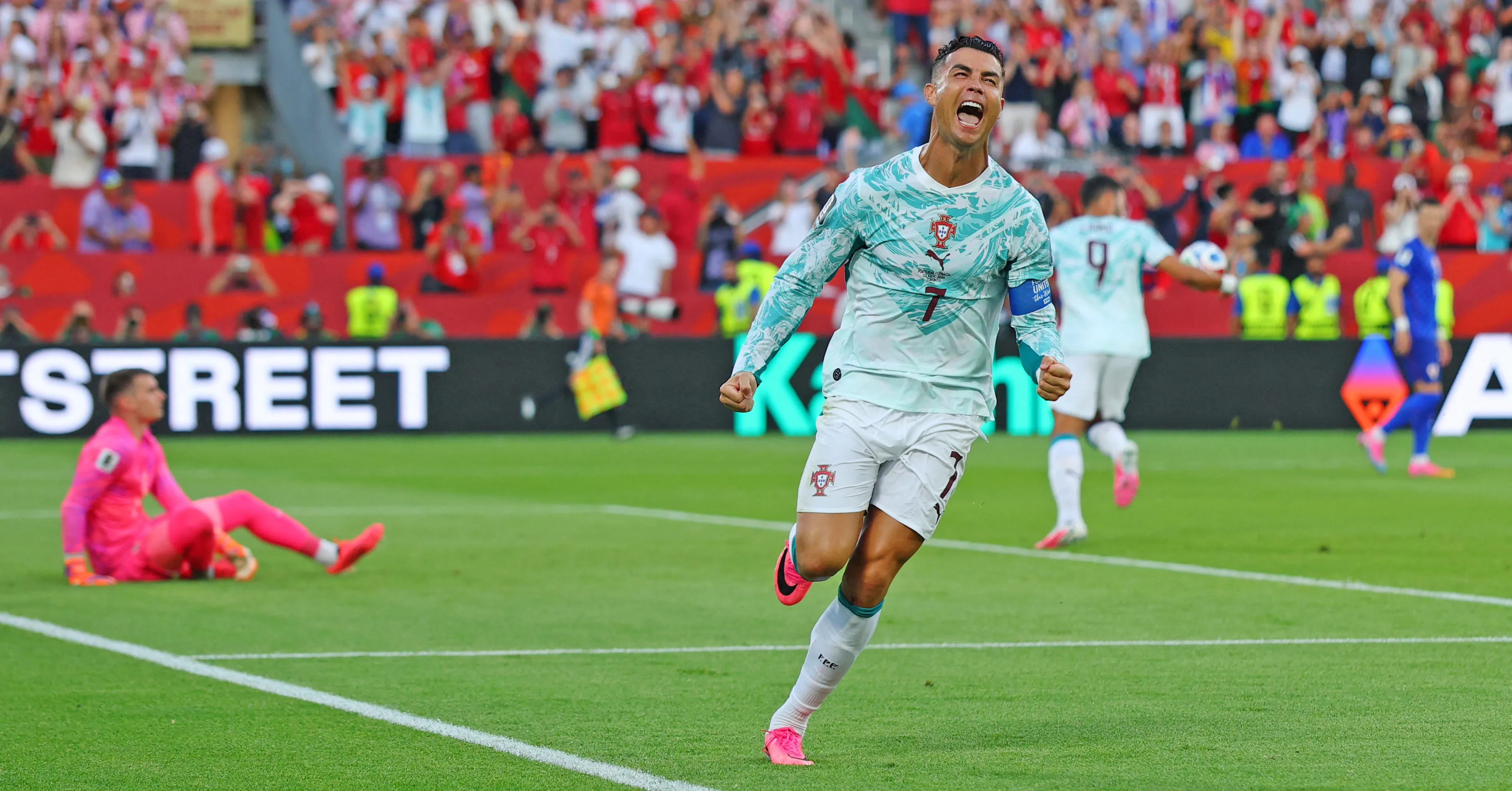 Cristiano Ronaldo quer seguir em busca do único título que falta na carreira