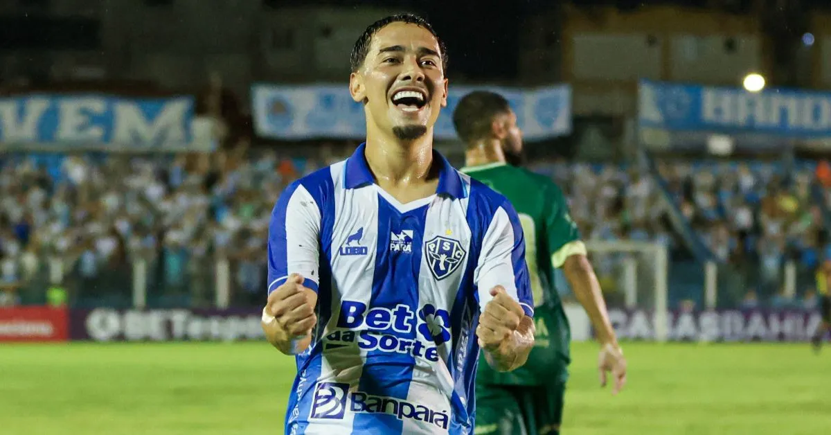 Jogadores do Paysandu comemoram vitória e o retorno para a liderança da Série C