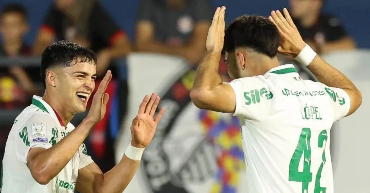 O selecionável Flaco López garantiu mais uma vitória alviverde.