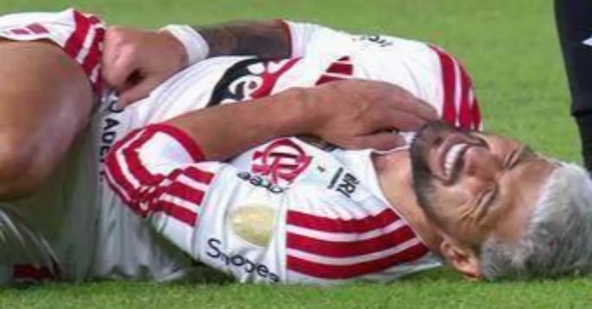 Horas após os exames, o clube confirmou a gravidade da lesão.