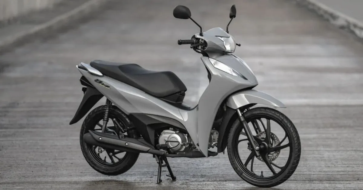 A Biz segue como um dos modelos mais vendidos do Brasil, portanto a atualização reforça a posição da Honda no segmento.