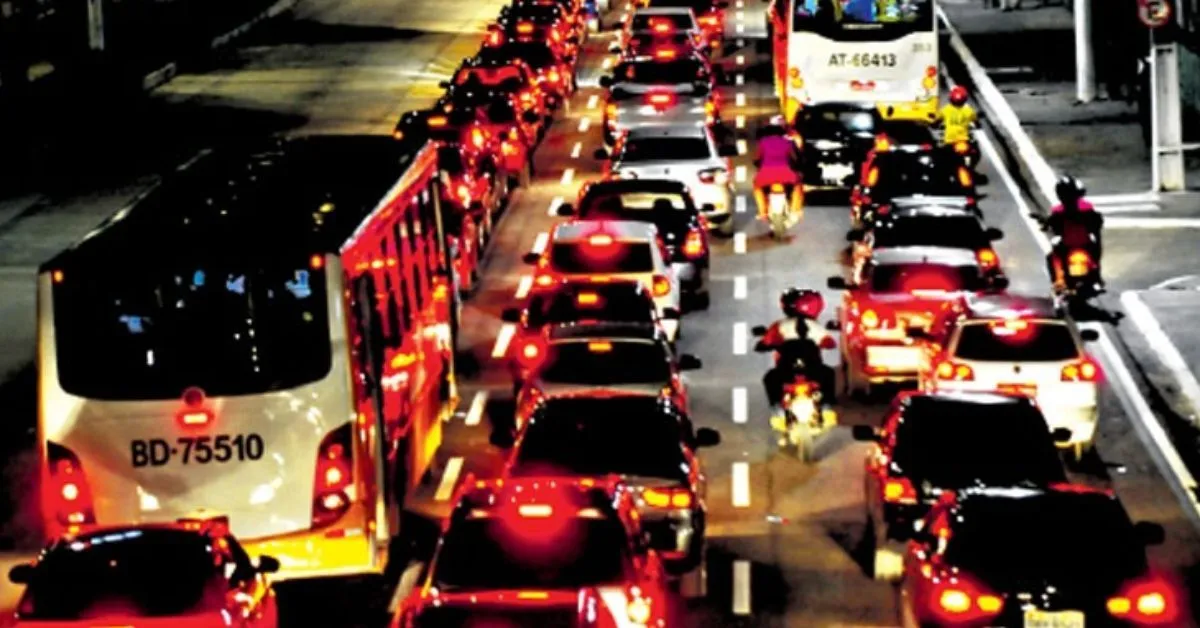 O feriado de Corpus Christi movimenta as estradas e coloca à prova a paciência dos motoristas.