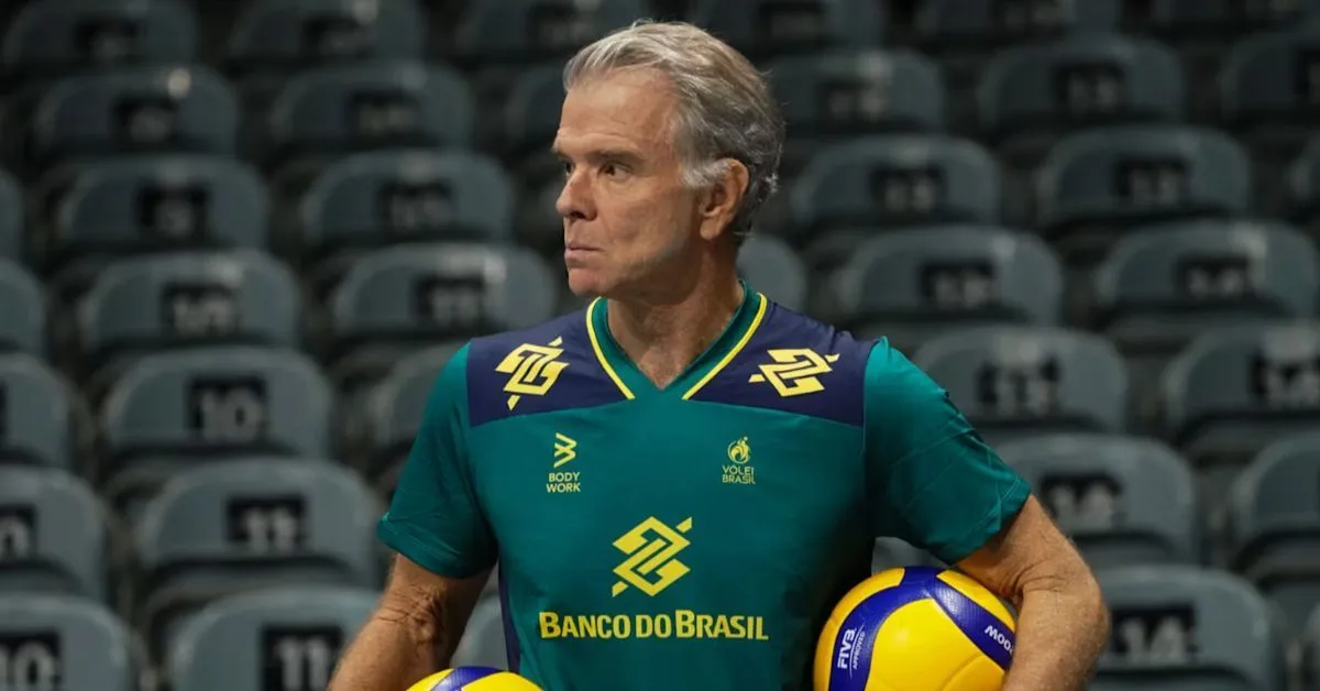 Na fase de grupos, cada um dos 18 times participantes disputa 12 jogos no total.