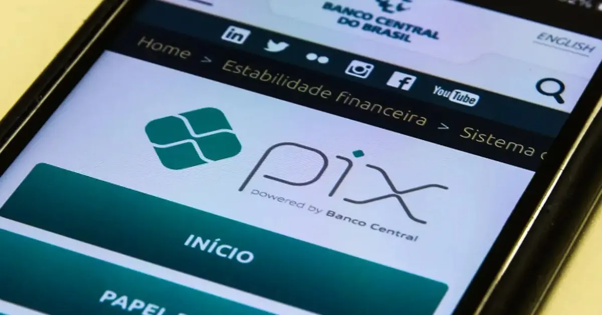 A combinação de atenção redobrada com boas práticas digitais ainda é a barreira mais eficaz contra esse tipo de ataque.