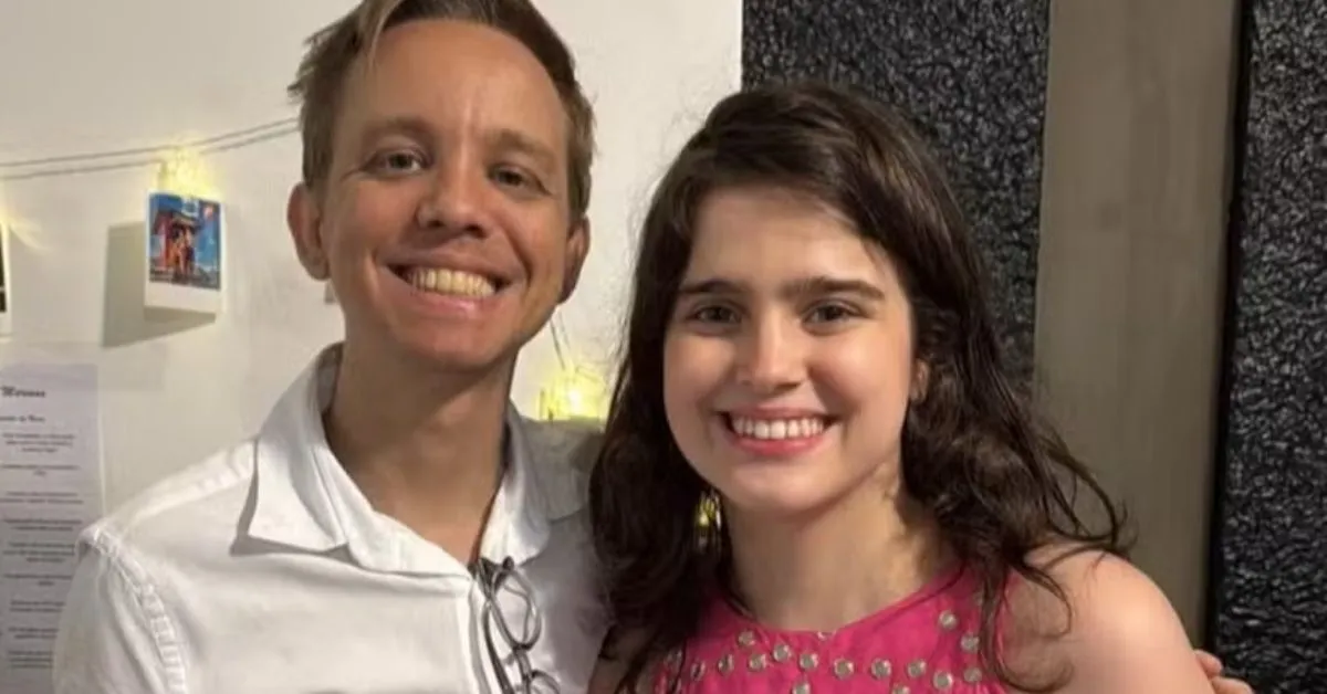 O casal namora desde 2022 e comemora quatro anos e meio de relacionamento.