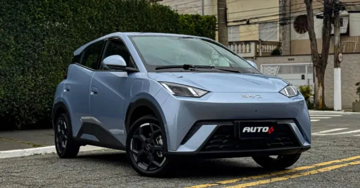 Mesmo na configuração de entrada, o Dolphin Mini GL entrega um pacote de série bastante completo.