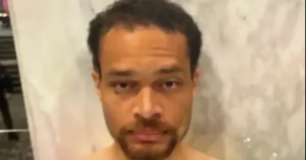 Hipoteses das autoridades apotam que o ataque teria motivação política.