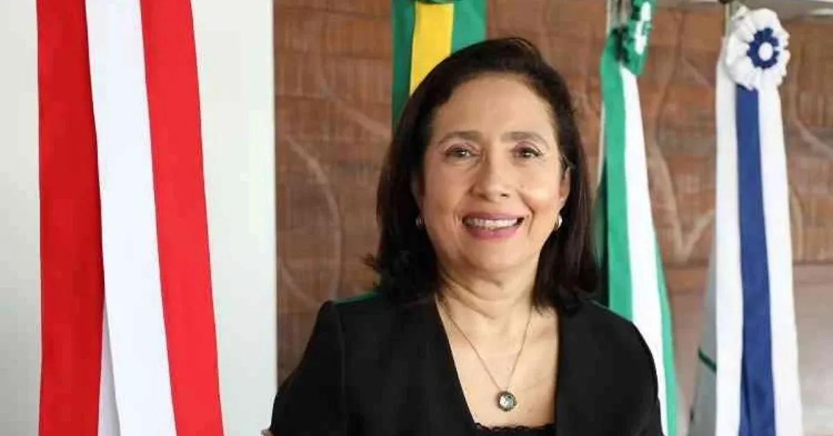 Nazaré Medeiros Rocha é bacharela e mestra em Direito pela Universidade Federal do Pará (UFPA) e ingressou para a magistratura trabalhista em 1994.
