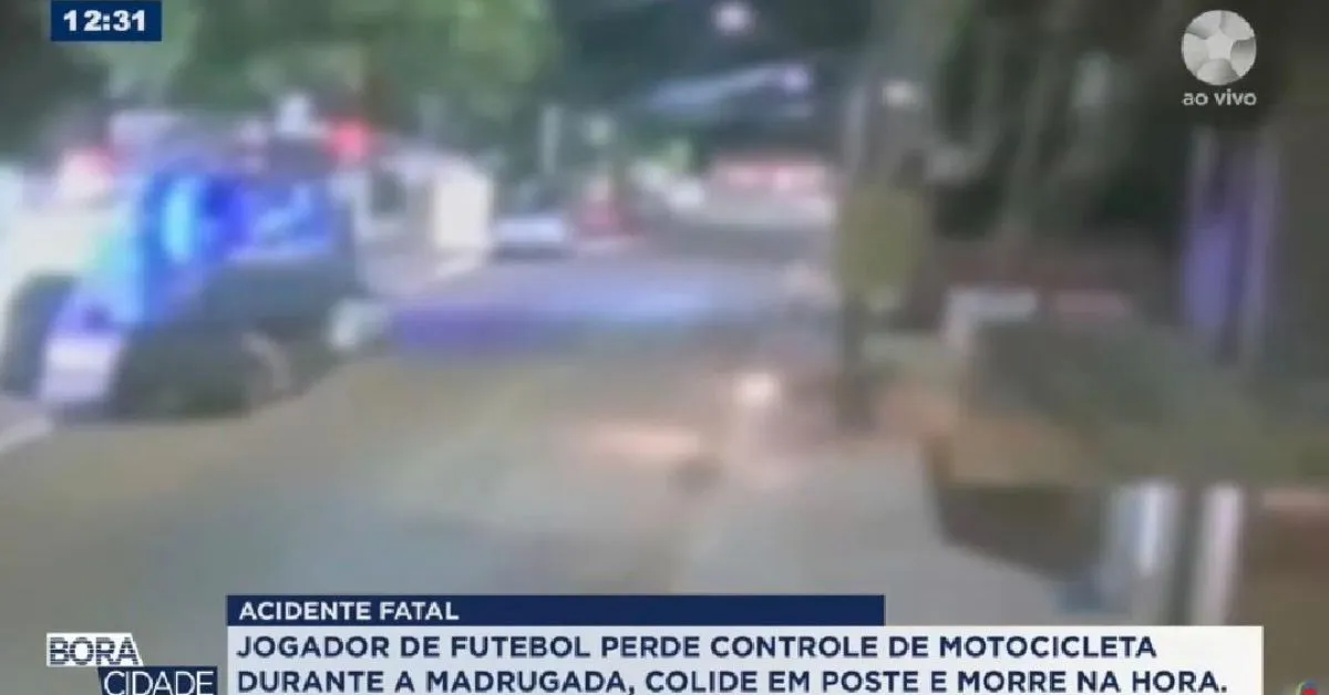 Socorro foi acionado por duas jovens que presenciaram a colisão