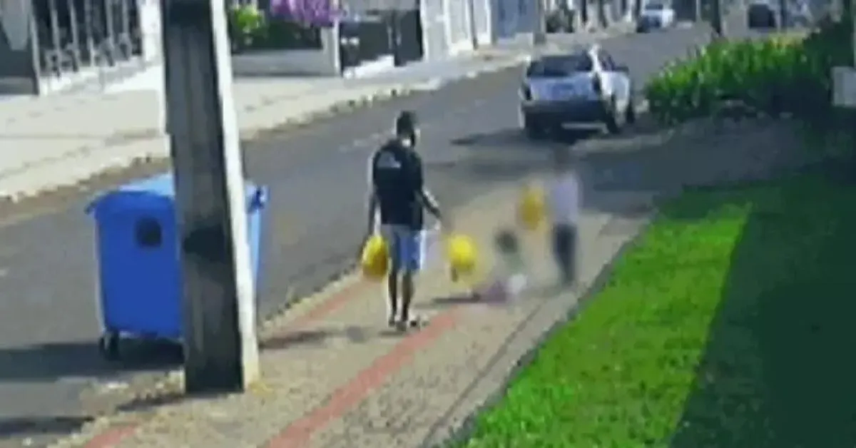 O caso aconteceu no último domingo (05/07), e passou a ser investigado pela Polícia Civil após a gravação ganhar repercussão nas redes sociais.