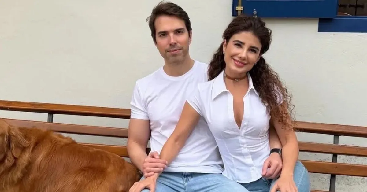 A cantora posto foto com o piloto nas redes sociais no Dia dos Namorados